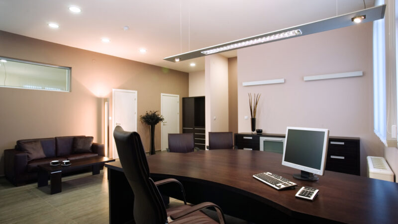 Arredamento ufficio luxury: come creare uno spazio di lavoro elegante e funzionale